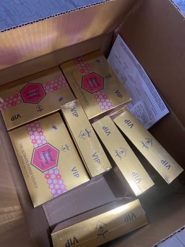 Customer photo review of Royal Honey: Pack de 10 Cajas con 120 Sobres para Tu Negocio Creciente