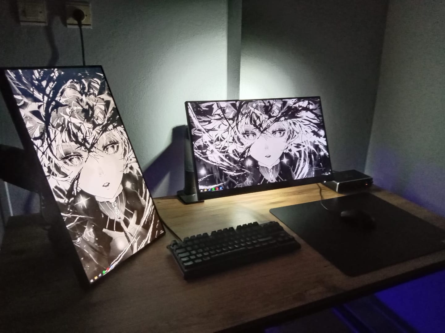 Customer photo review of Wraith Blade Y Hard Mousepad