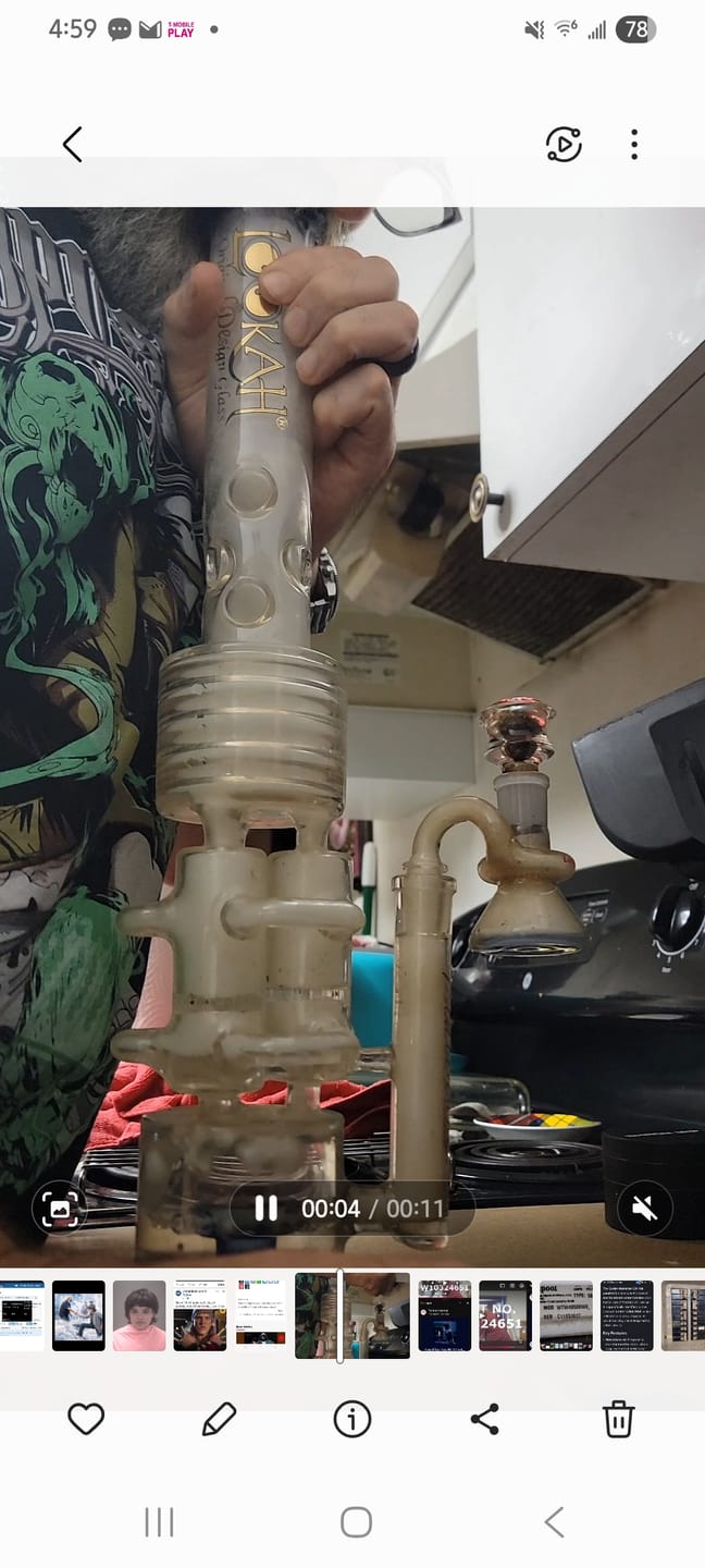 Customer photo review of 3" Lucky Goat Color Glass Dry Ash-Catcher