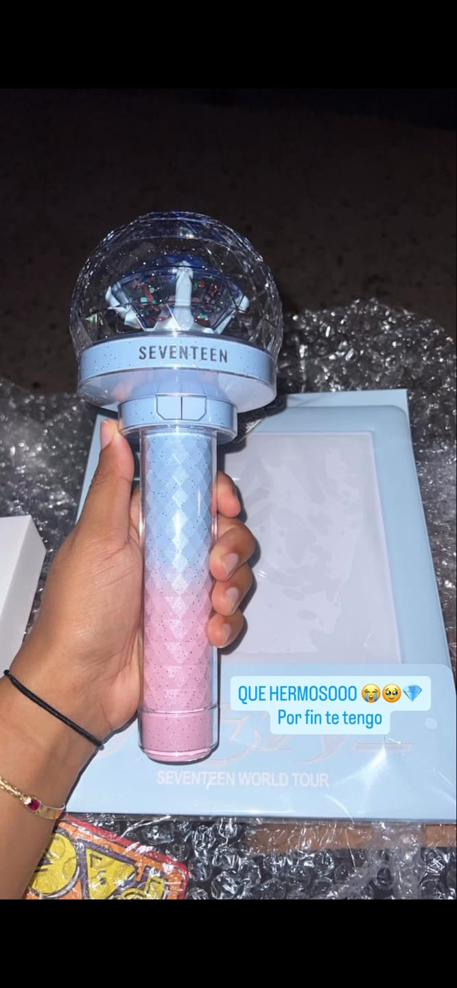 Customer photo review of SEVENTEEN - OFFICIAL LIGHT STICK VER.3 10TH ANNIV.