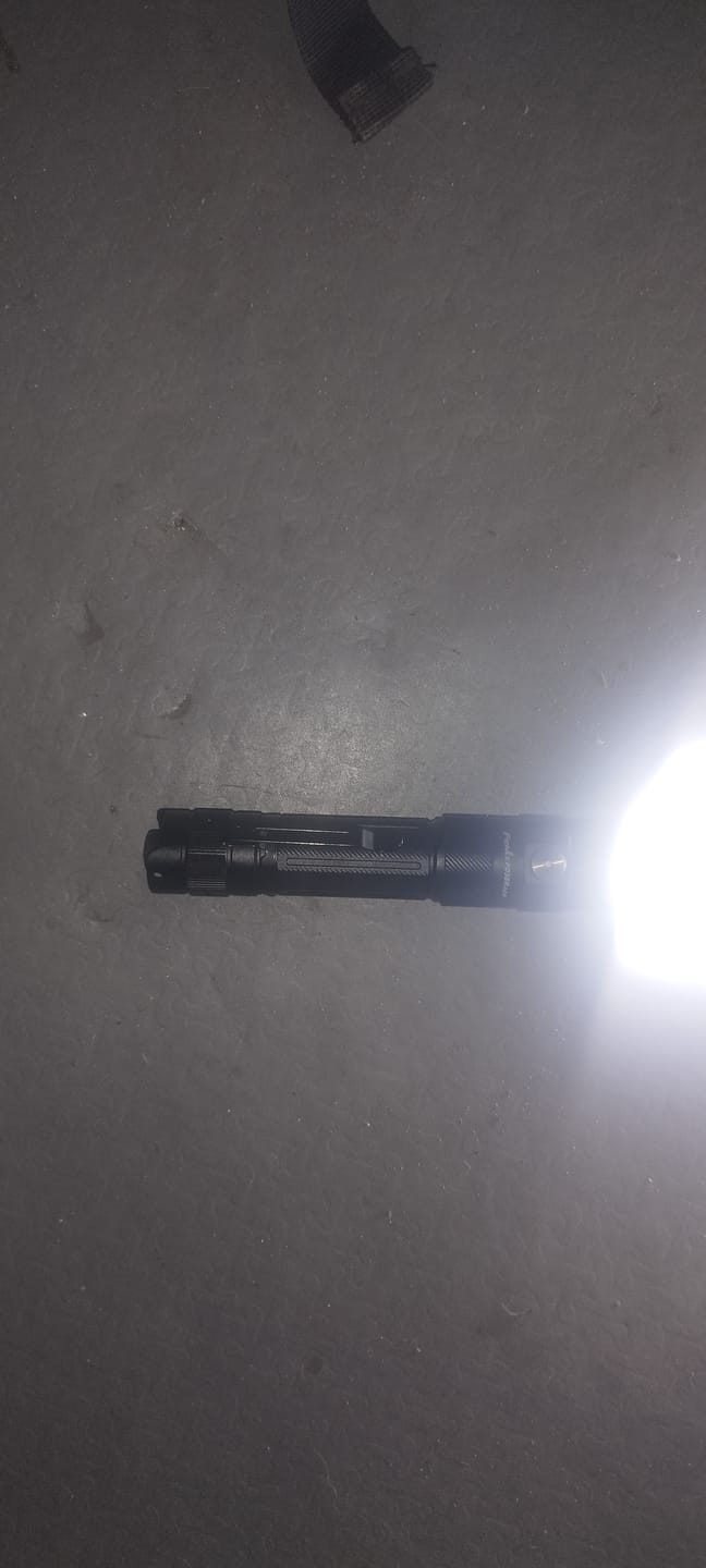 Customer photo review of Fenix PD35R ACE Lampe de poche multimode - 2000 lumens - Rechargeable USB-C