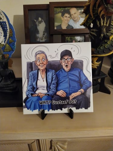 Customer photo review of Jouw Foto in Karikatuur Stijl - Gepersonaliseerde Tegel