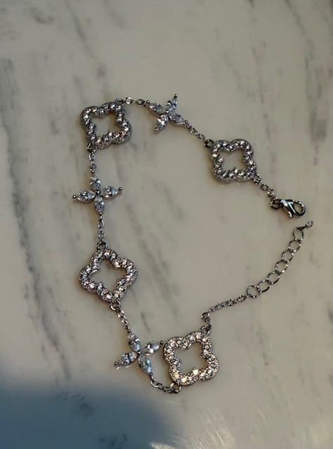 Customer photo review of Samara 18k White Gold Plated Clover Station Bracelet with Swarovski Crystals