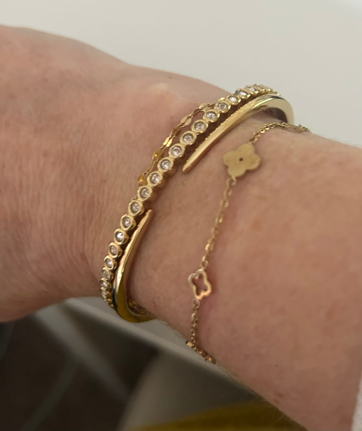 Customer photo review of Multi Clover Bracelet