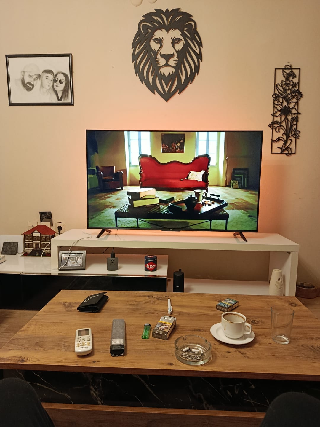 Customer photo review of Zarafet Çiçeği Metal Duvar Dekoru