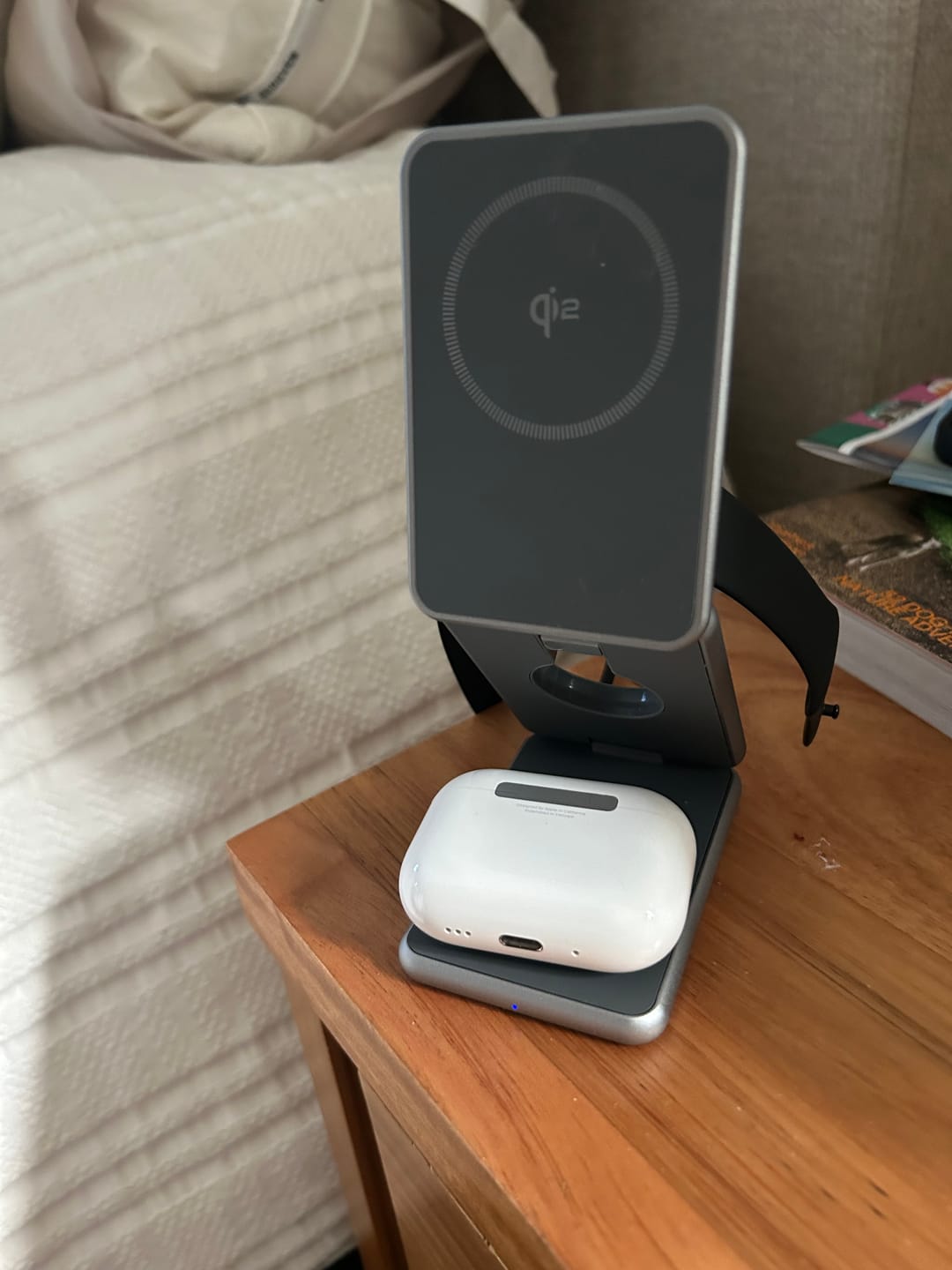 Customer photo review of MagFold Pro Qi2