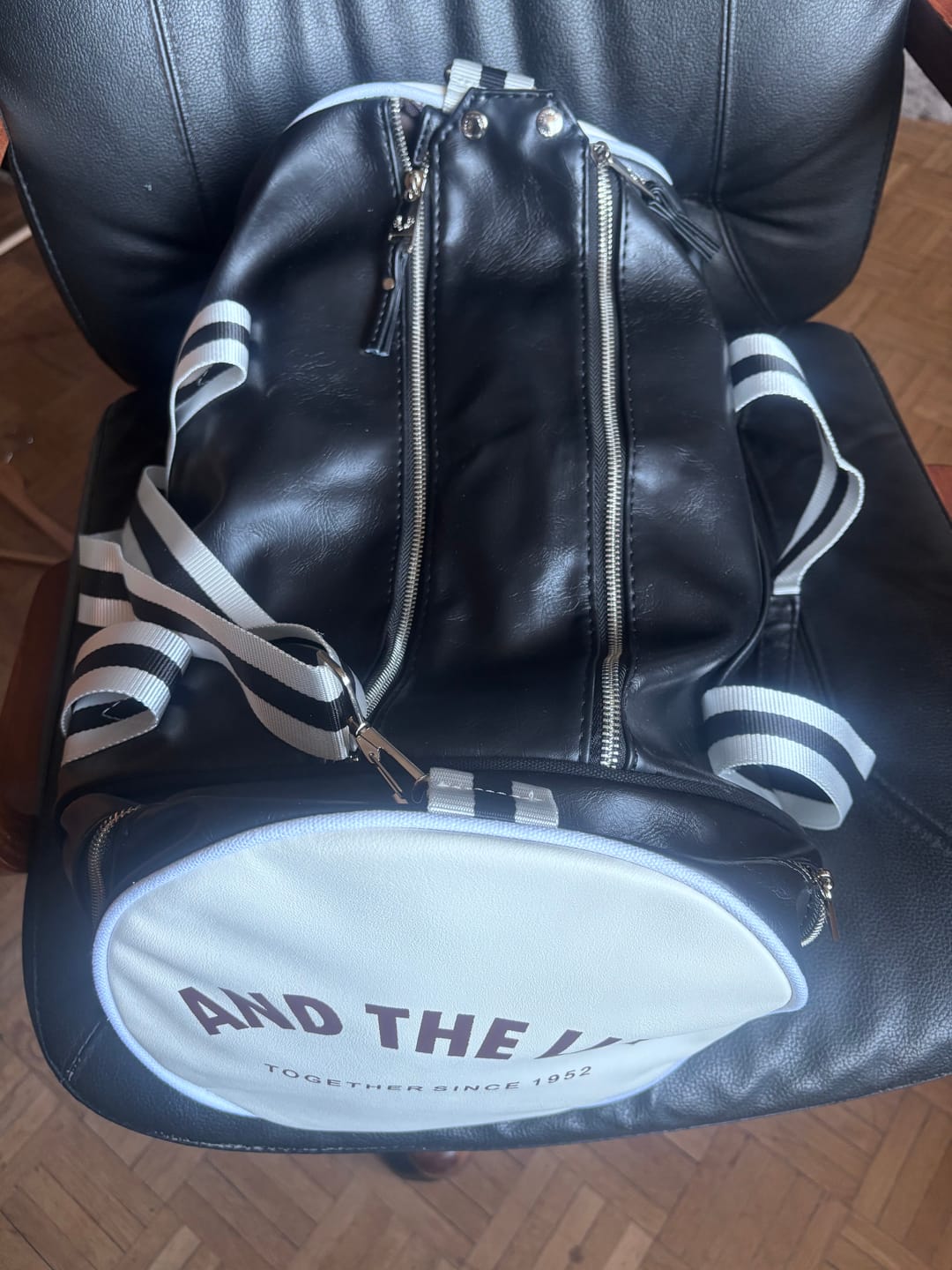 Customer photo review of Sac de Sport PU Homme Vintage