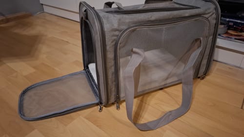 Customer photo review of Összecsukható Kisállat Hordozótáska Vállpánttal És Gyapjú Párnával