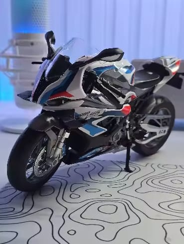 Customer photo review of 1:9 BMW S1000RR - Ashriders™