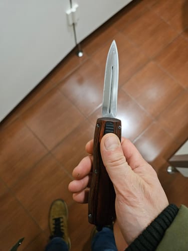 Customer photo review of Butterfly Beast OTF Automatic Knife