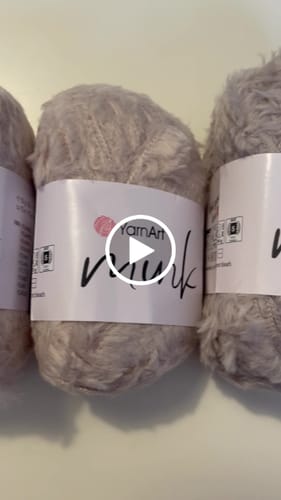 Customer video review of YarnArt Mink