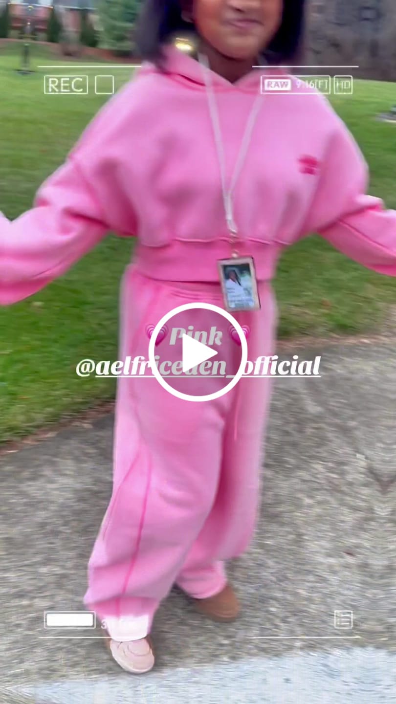 Customer video review of Soufflé Cropped Hoodie Sets