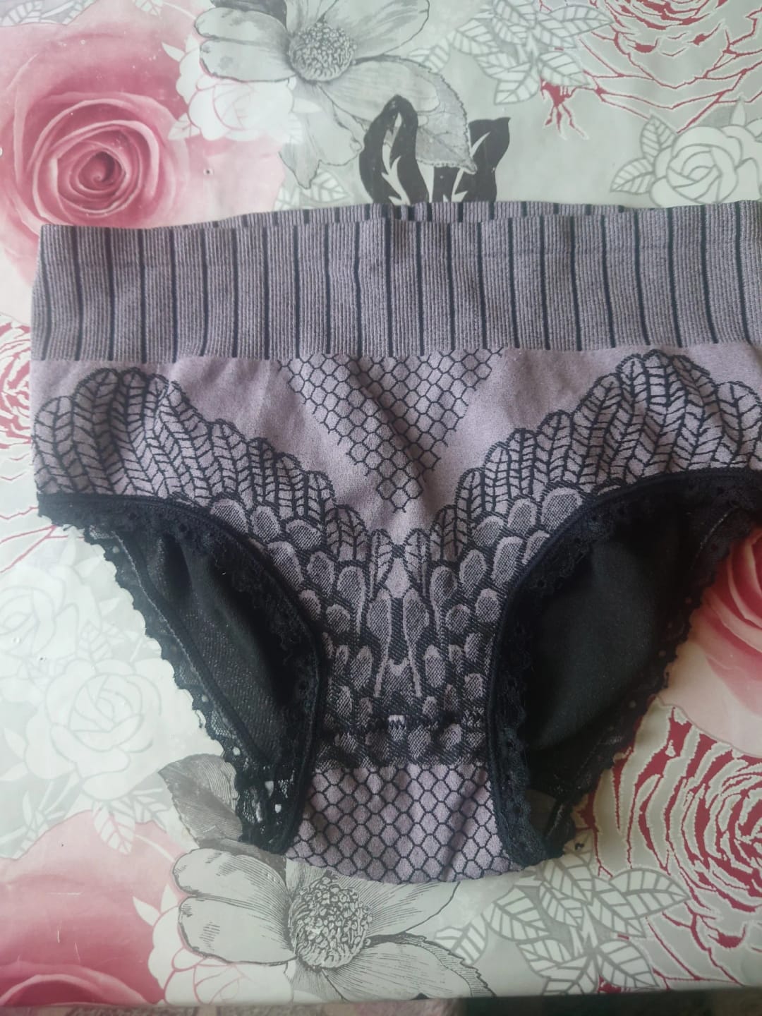 Customer photo review of SlimFitPro™ | Hoge taille sexy afslank onderbroeken | 5+5 GRATIS