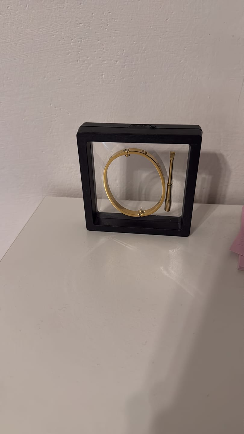 Customer photo review of LOVE BRACELET 6.1MM