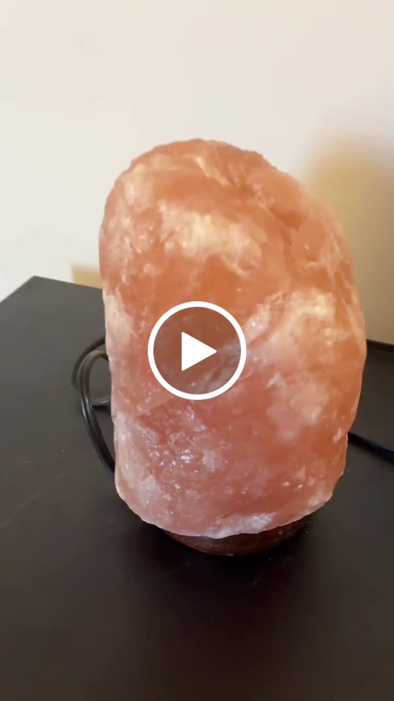 Customer video review of Natural Pink Himalayan Salt Lamp 9-11 Lbs