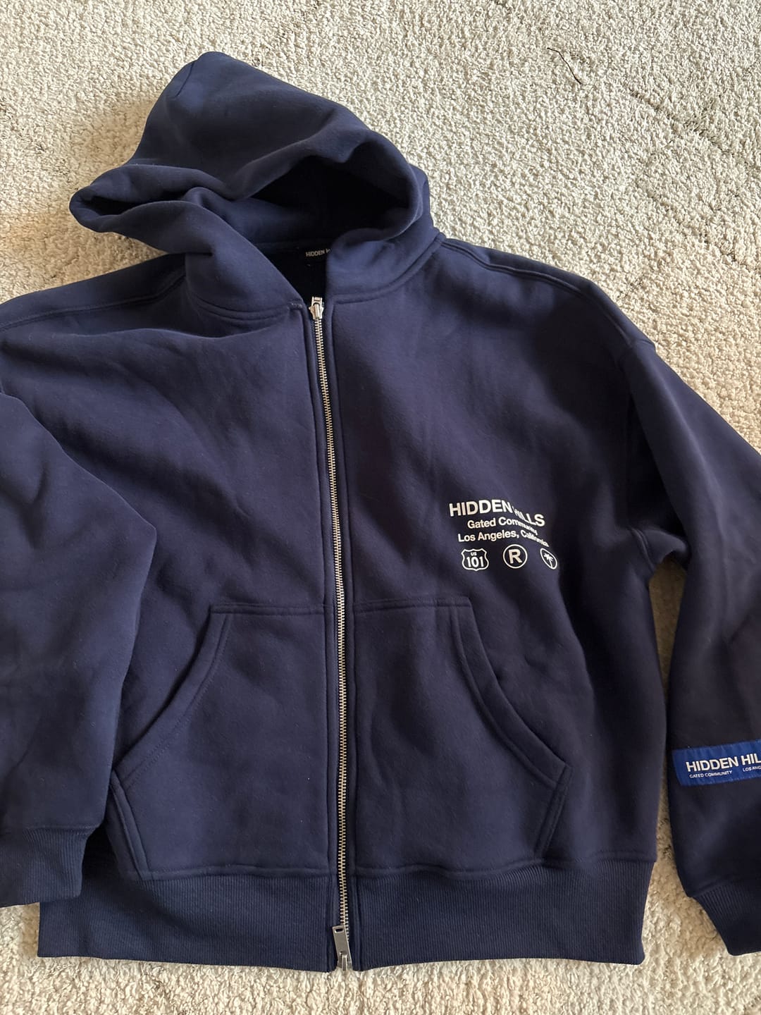 Kundenfoto-Bewertung von LABEL ZIP HOODIE NAVY