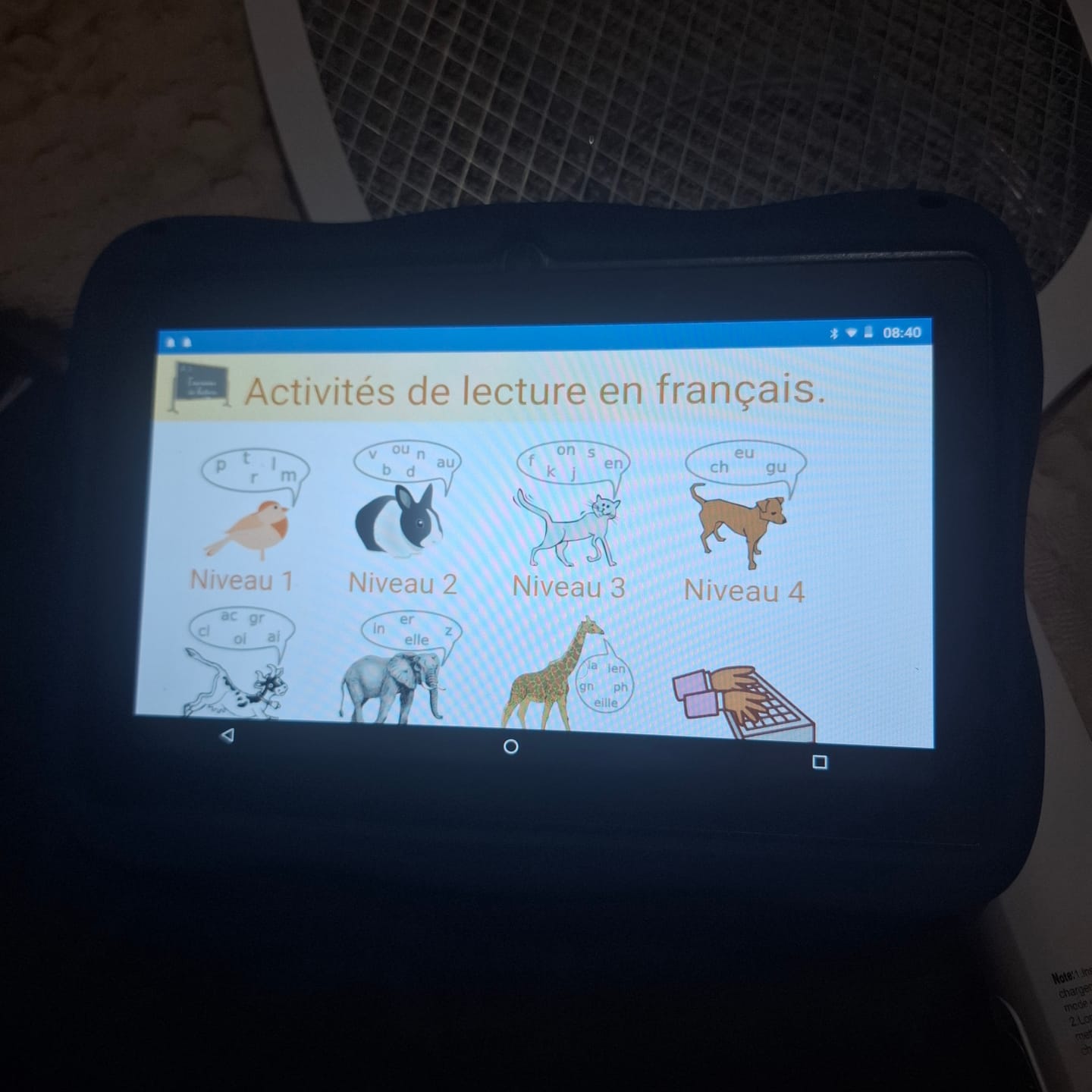 Customer photo review of Ludoti - La tablette éducative