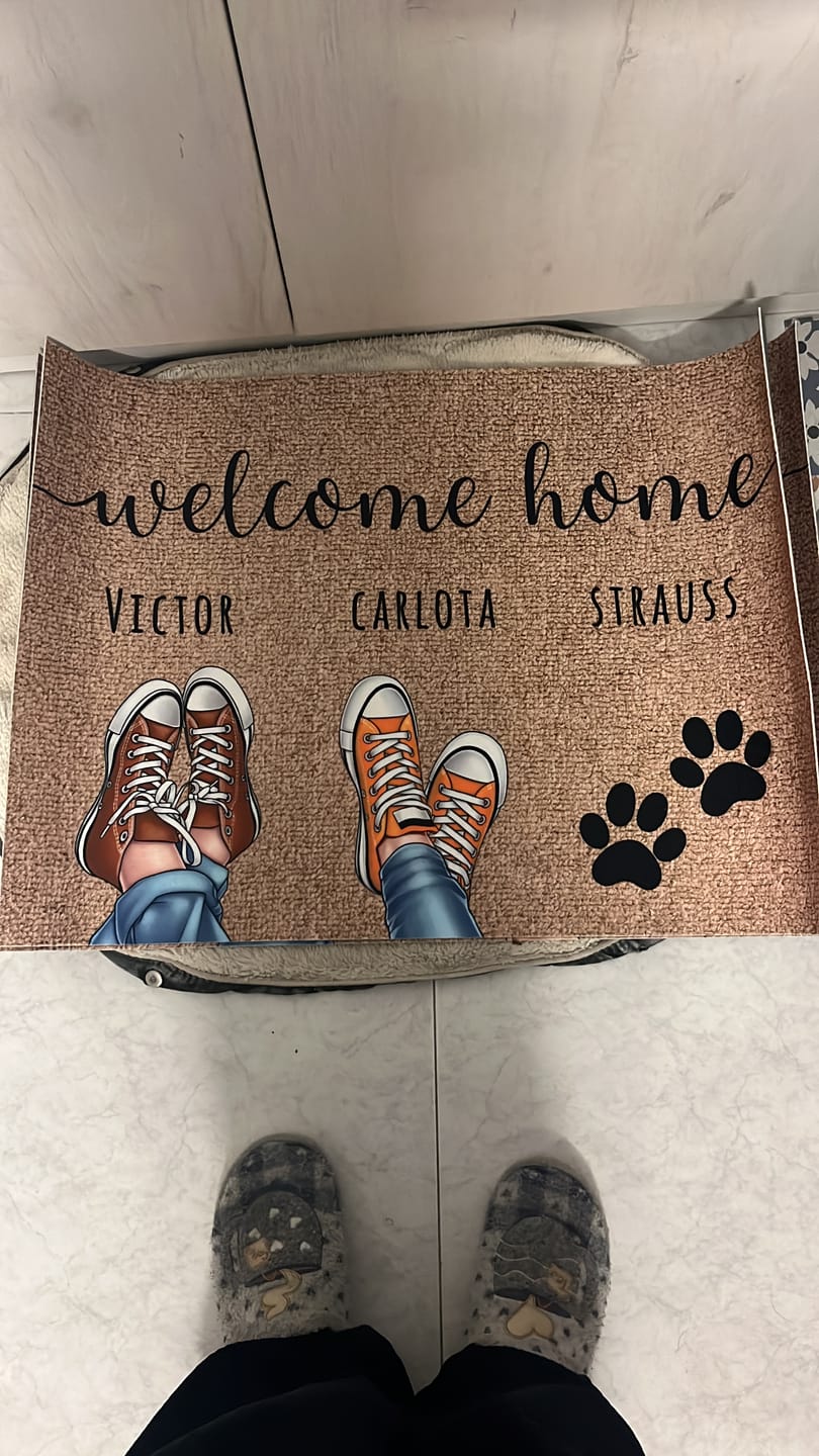 Customer photo review of Zapatos y patas - Felpudo personalizado