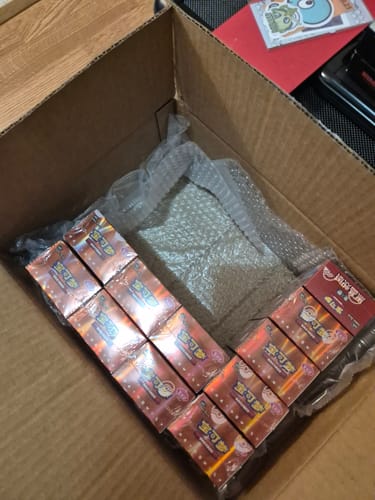 Customer photo review of Pokemon Gem Pack Vol 3 Booster Box [S-Chinese]