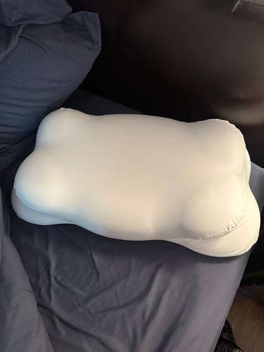 Customer photo review of Mellow CloudAlign™ Pillow