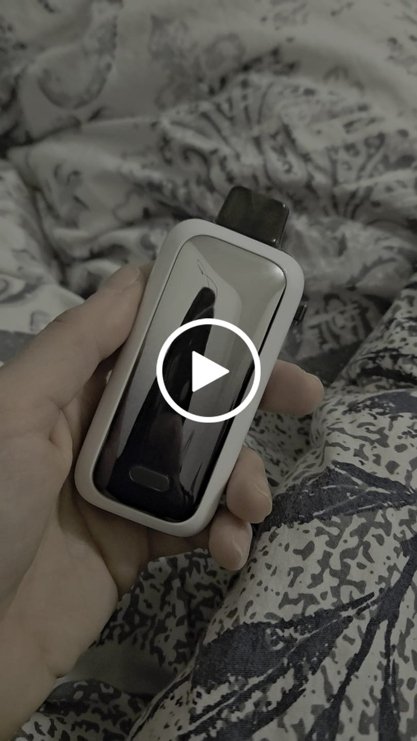 Customer video review of Vozol Star 20.000