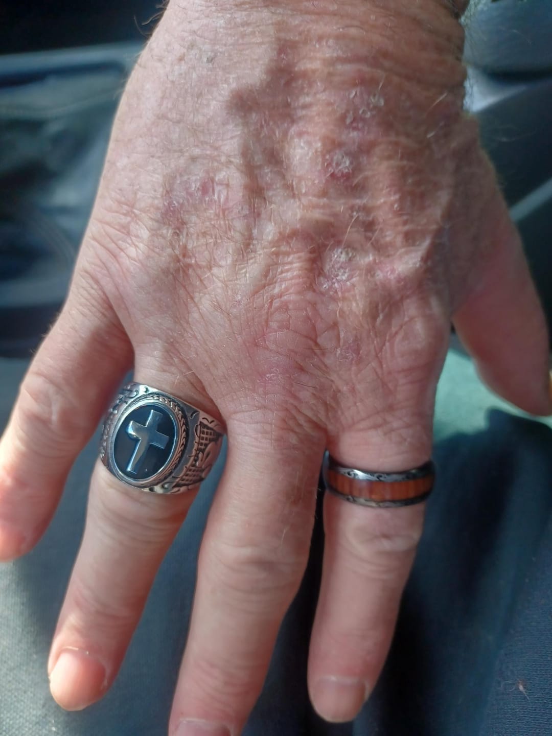 Customer photo review of Christianartworkshop Retro Cross "Hand of God" Titanium Religion Ring