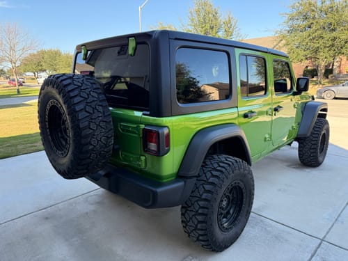 Customer photo review of Cover'd Up Rear Window Hinge Covers JL Hardtop (2)