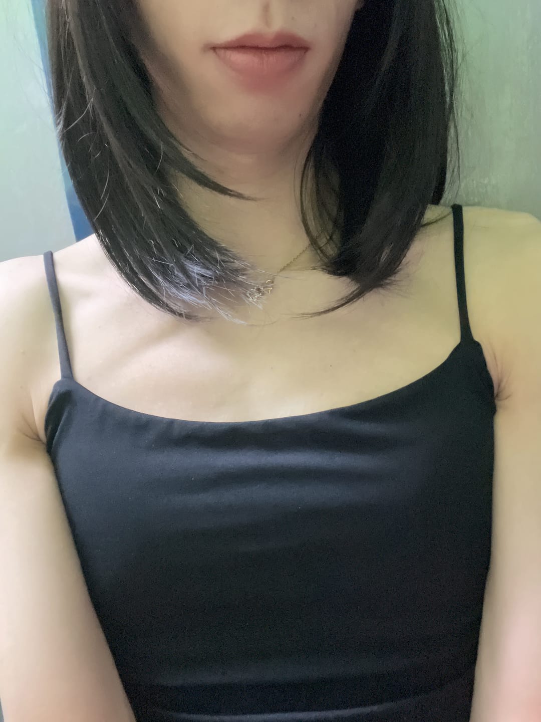 Customer photo review of Builtin Bra Camisole 短版吊帶背心BRA TOP