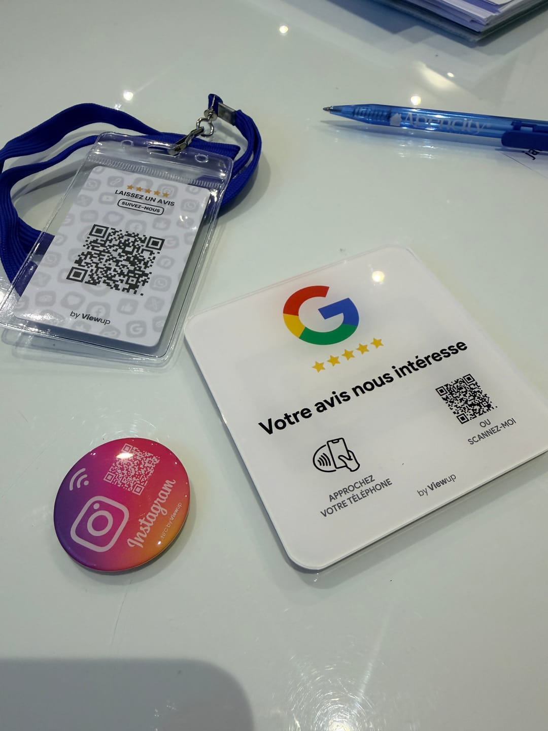 Customer photo review of Plaque NFC multi-liens Viewup Connect avec mini site