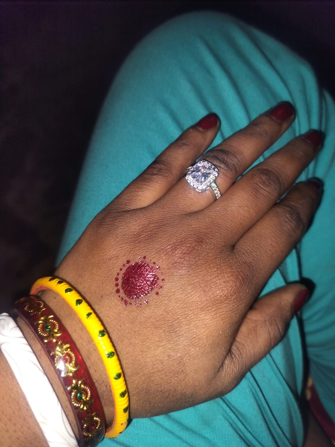 Customer photo review of Silver Classic Solitaire Ring