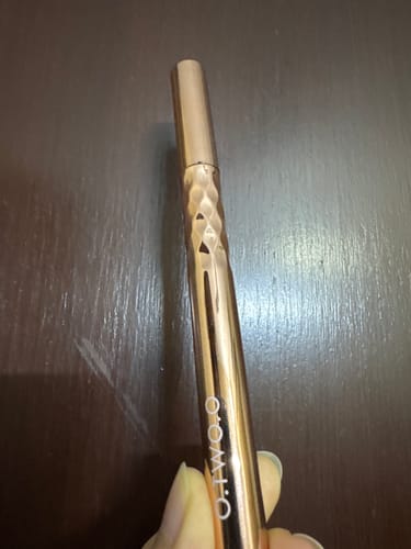 Customer photo review of O.TWO.O GOLD EMBROIDERY EYELINER