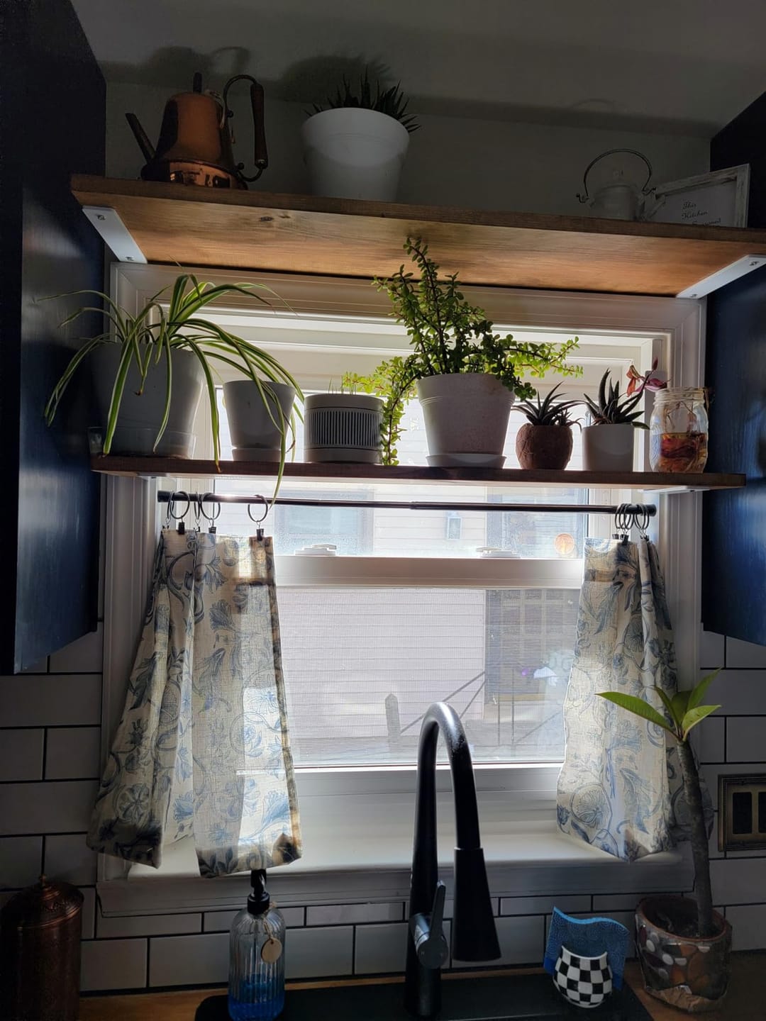Customer photo review of Vintage Symmetrical Vine & Floral Pattern Kitchen Curtains