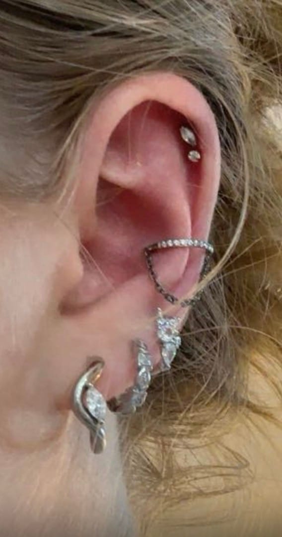 Customer photo review of Halo Crystal Clicker Silver