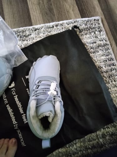 Customer photo review of Caspar Pro - Non-slip & Water-Resistant Winter Barefoot Shoe (Men)