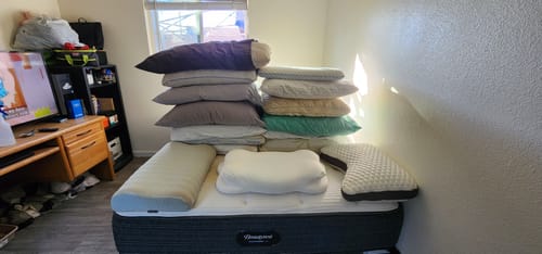Customer photo review of Mellow CloudAlign™ Pillow