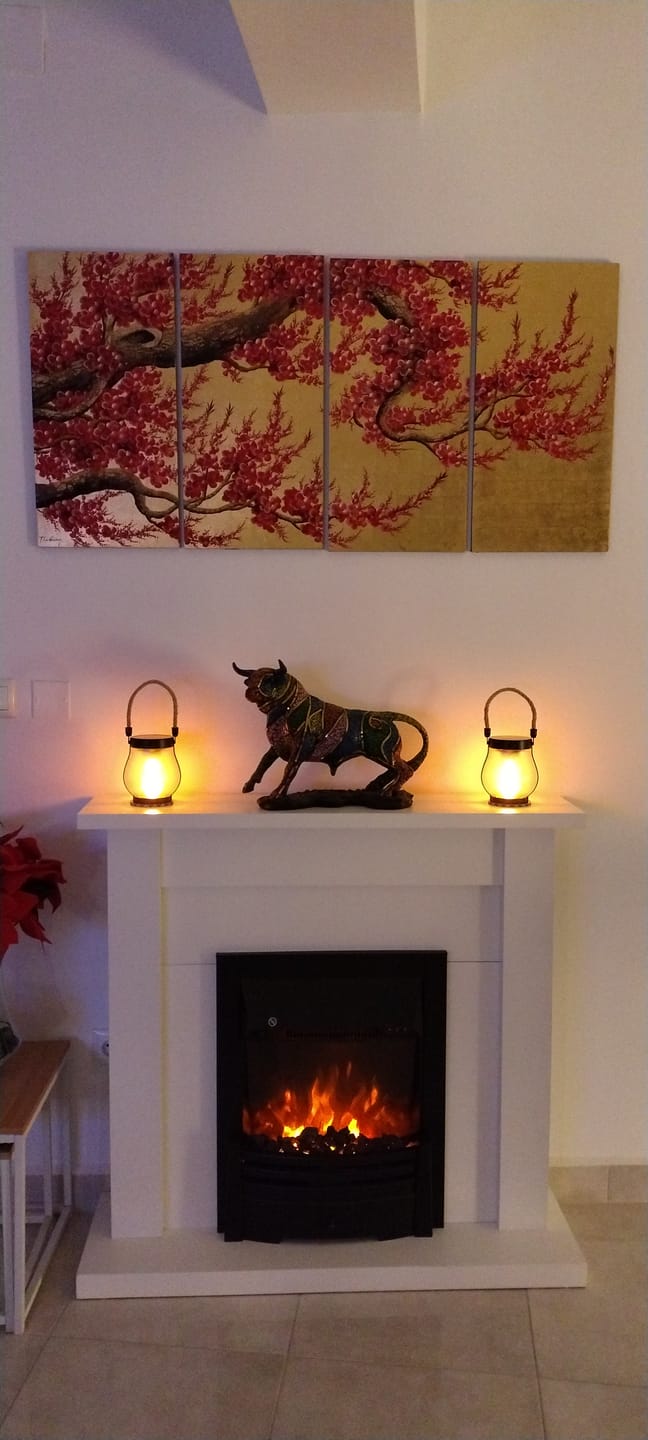 Customer photo review of LlamaViva | Farol con Efecto de Fuego Realista