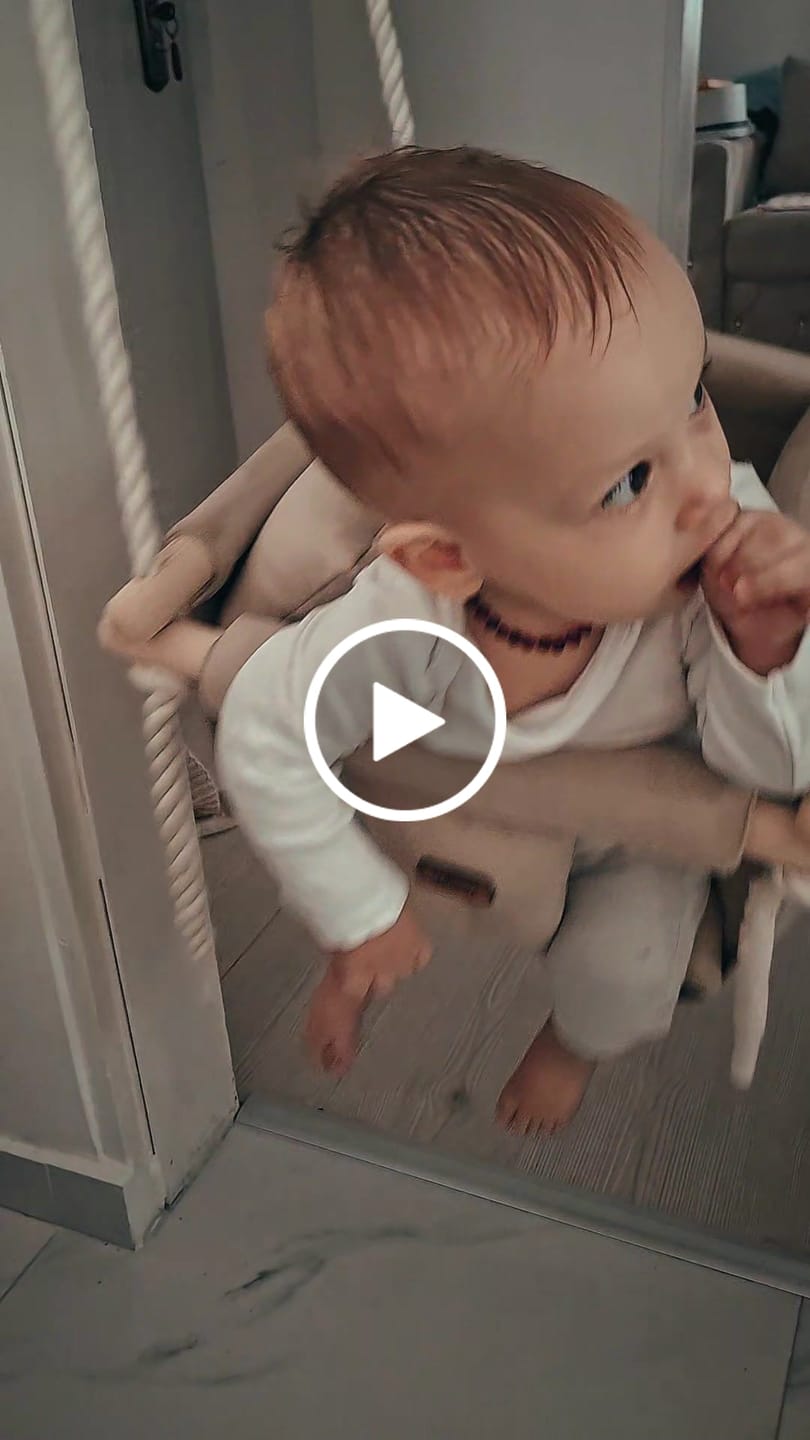 Customer video review of Luxury Cappuccino Ljuljaška - Ručno rađena ljuljaška za bebe