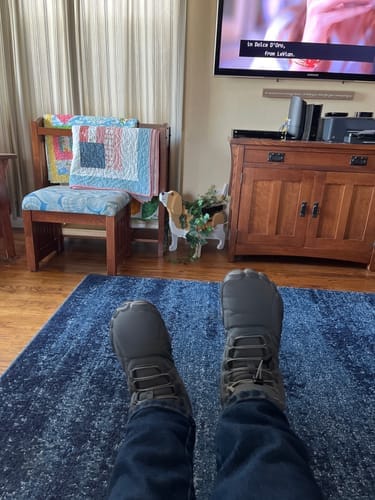 Customer photo review of Caspar Pro - Non-slip & Water-Resistant Winter Barefoot Shoe (Men)