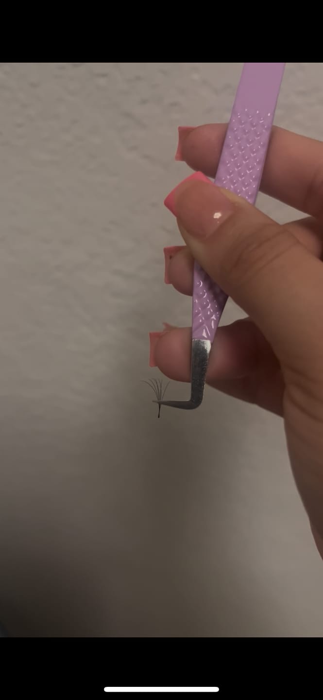 Customer photo review of Extra Strong - Lash Extension Glue