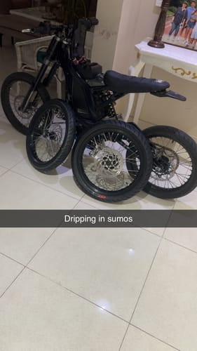 Customer photo review of SurRon Light Bee Supermoto Wheel Kit