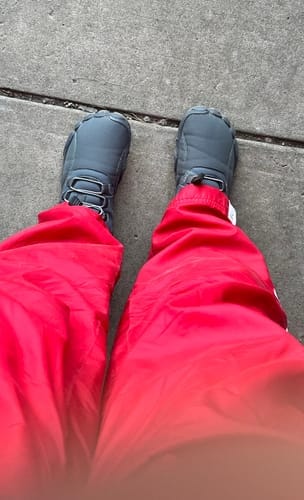 Customer photo review of Caspar Pro - Non-slip & Water-Resistant Winter Barefoot Shoe (Men)
