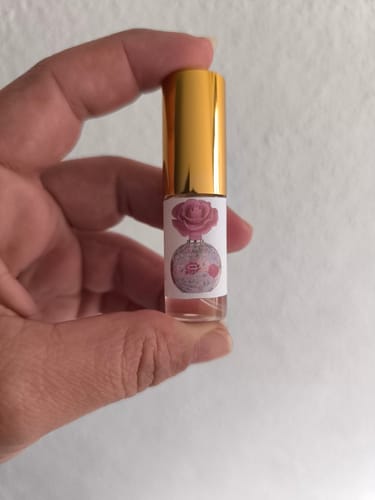 Customer photo review of DECANTE LAYAAN LATTAFA - 5ML