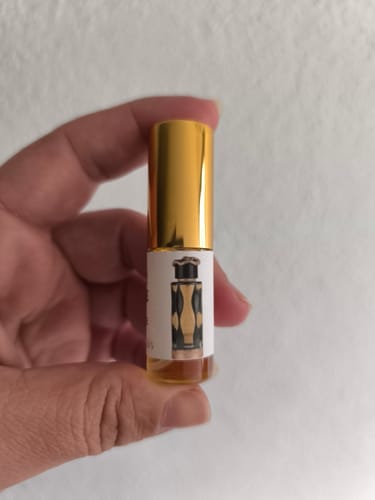 Customer photo review of DECANTE TERIAQ INTENSE LATTAFA  - 5ML