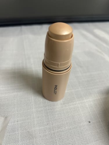 Customer photo review of CREAM STICK HIGHLIGHTER