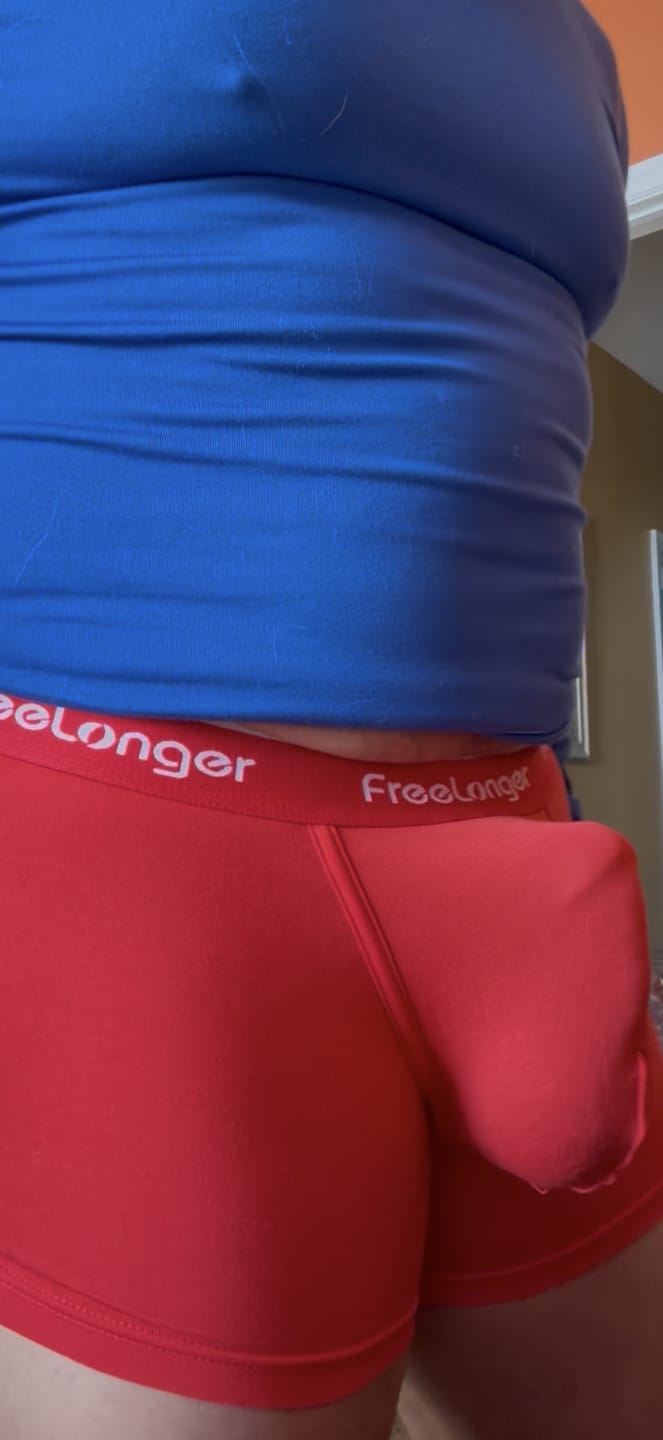 Customer photo review of FreeLonger Men's Comfy Separate Big Pouch Trunks