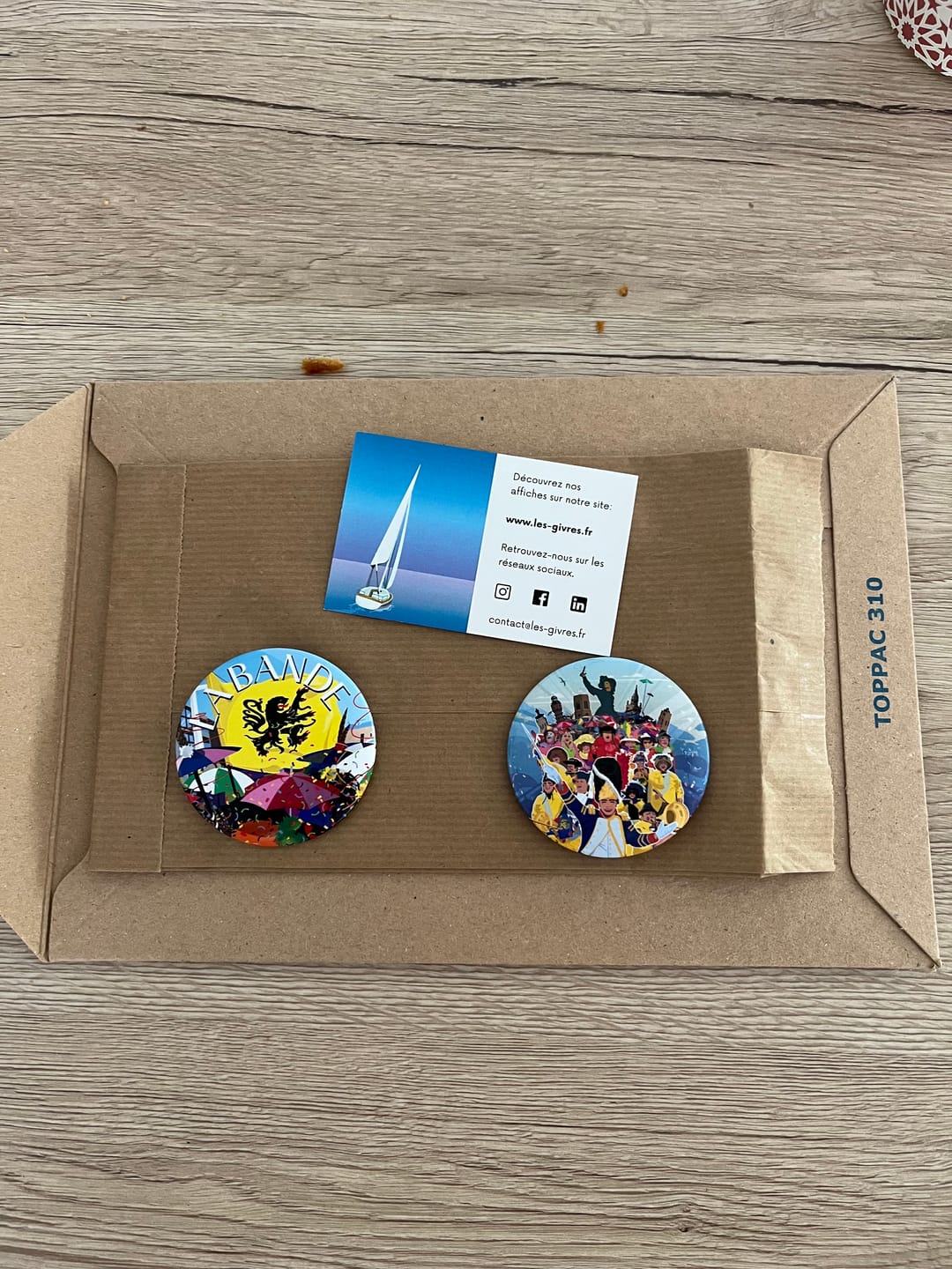 Customer photo review of Badges Carnaval de Dunkerque