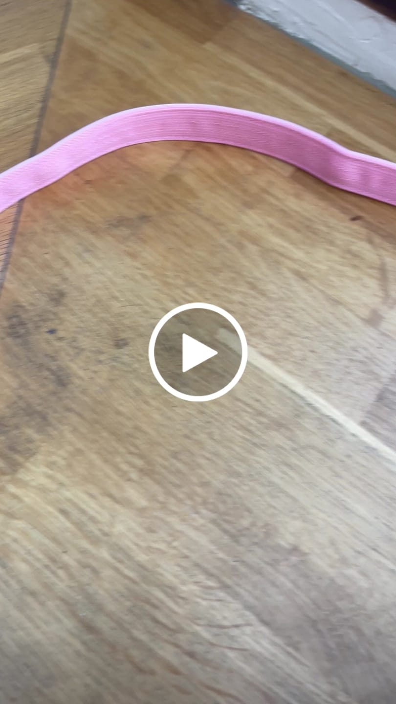 Customer video review of 1.4m Lighter Swivel Combat Lead | Anti-Tangle & Secure Clip - Pink x Pink