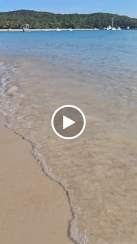 Customer video review of Water Hammock