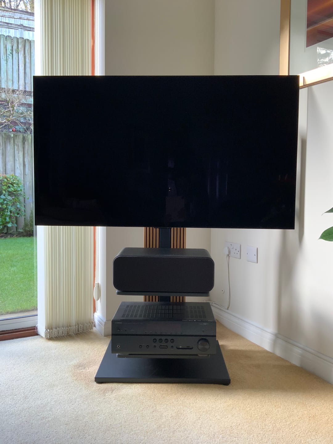 Customer photo review of ZEN FT65 Floor TV Stand