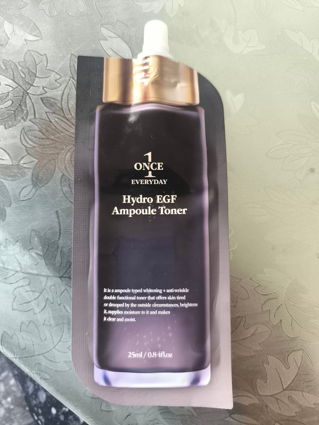 Customer photo review of Хидратиращ тонер-серум с подмладяващ пептиден комплекс Chamos Once Everyday